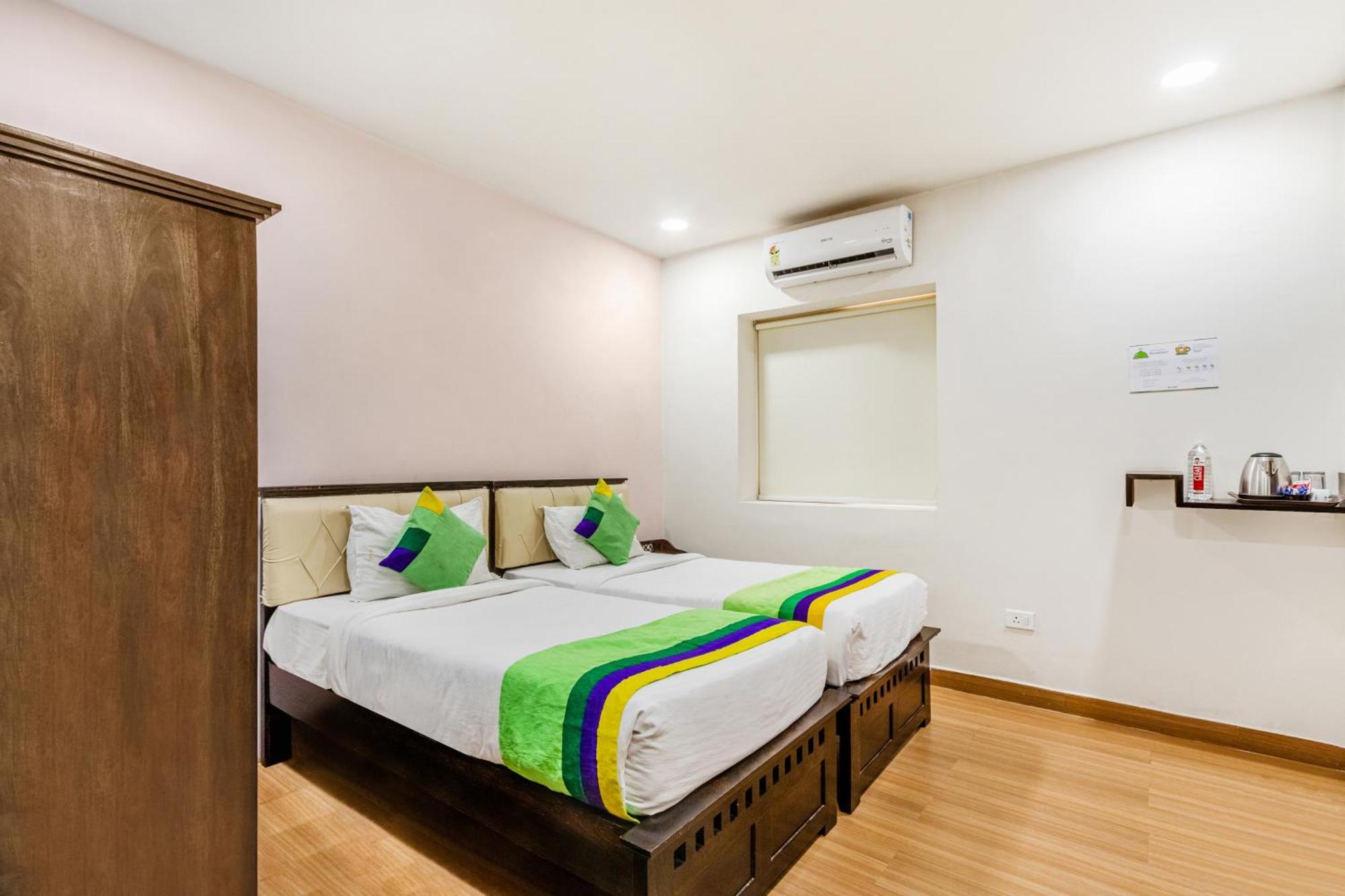 فندق Treebo Purple Square حيدر أباد المظهر الخارجي الصورة