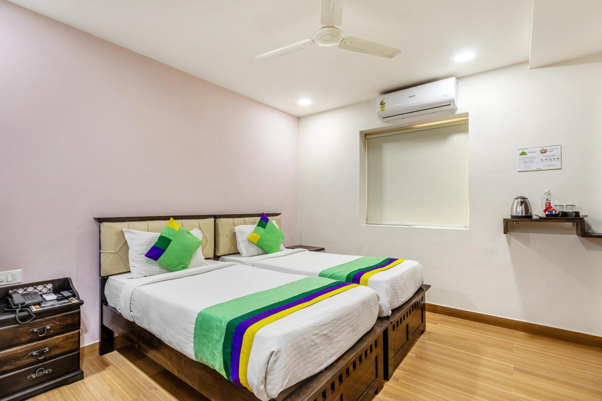 فندق Treebo Purple Square حيدر أباد المظهر الخارجي الصورة